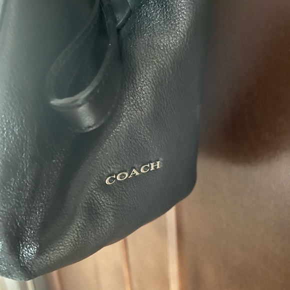 Coach monogram and leather shoulder bag. - Picture 4 of 12